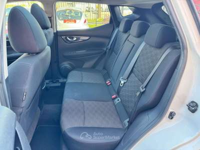 Nissan Qashqai 1.6 dci Acenta 4wd 130cv E6 Bianco usata Cernusco sul Naviglio