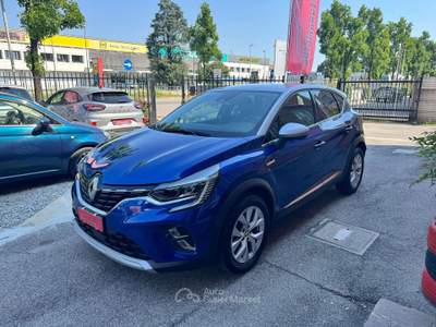 Renault Captur 1.0 tce Intens 90cv Blu/Azzurro usata Cernusco sul Naviglio
