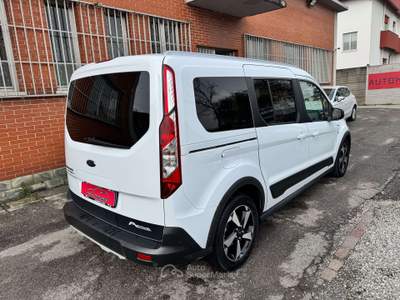 Ford Transit/Tourneo/Bus Active 1.5 TDCI 120cv 7 POSTI Bianco usata Cernusco sul Naviglio
