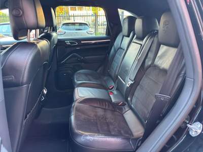 Porsche Cayenne 3.0 tiptronic 250cv Nero usata Cernusco sul Naviglio
