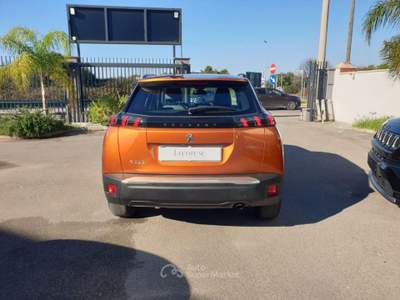 Peugeot 2008 BlueHDi 100 S&S Allure Navi Pack Arancione usata Taranto