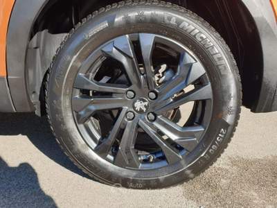 Peugeot 2008 BlueHDi 100 S&S Allure Navi Pack Arancione usata Taranto