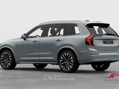 Volvo XC90 B5 AWD Mild hybrid Benzina Plus Bright 7 Sedili Grigio usata Corciano