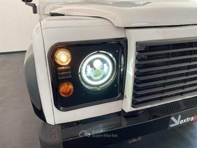 Land Rover Defender 90 2.2 TD4 N1 Bianco usata Follonica