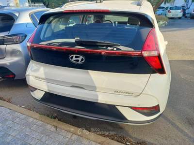 Hyundai Bayon 1.0 T-GDI MT XLine Bianco usata Savona