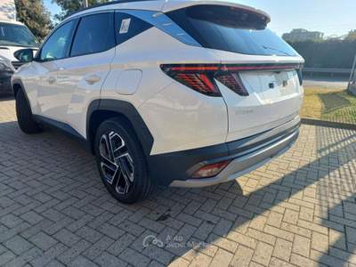 Hyundai Tucson 1.6 PHEV aut. Exellence Bianco usata Savona