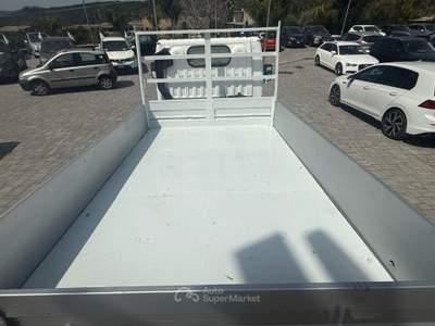 Nissan Cabstar 3.0 Td  CASSONE FISSO Bianco usata ADRANO