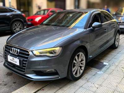 Audi A3 Sedan 1.6 TDI Ambition Grigio usata Bari