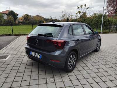 Volkswagen Polo NEOPATENTATI! Grigio usata Bregnano