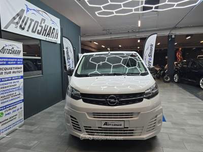 Opel Vivaro Life OPEL VIVARO LIFE EXTRA LUNGO 1500 120CV 9P + IVA Bianco usata Torino