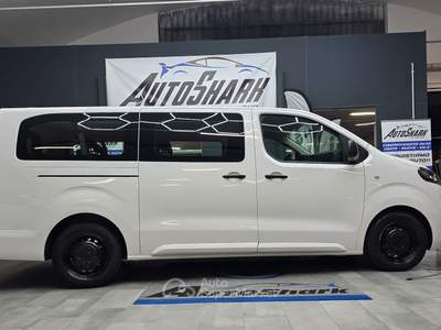Opel Vivaro Life OPEL VIVARO LIFE EXTRA LUNGO 1500 120CV 9P + IVA Bianco usata Torino