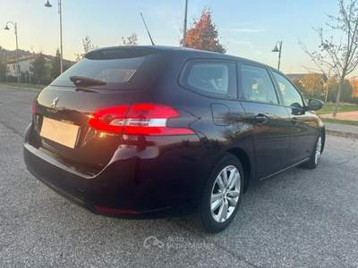 Peugeot 308 1.5 bussines hdi 130 cv Blu/Azzurro usata Sarego