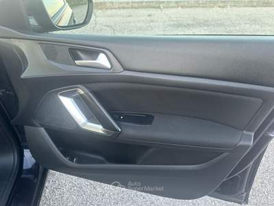 Peugeot 308 1.5 bussines hdi 130 cv Blu/Azzurro usata Sarego