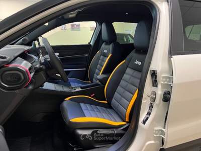 Jeep Avenger Avenger 1.2 Turbo 145 CV MHEV 4xe The North Face Bianco usata MONTE URANO
