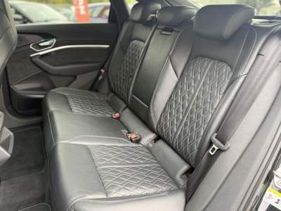 Audi Q8 e-tron Sportback 55 Quattro S Line 408 cv - 2024 Nero usata Roma