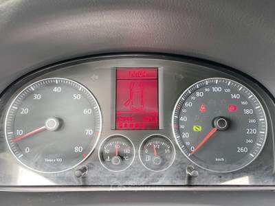 Volkswagen Touran Benzina 170CV Automatica 7 Posti - 2008 Argento usata Roma