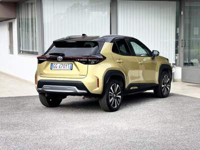 Toyota Yaris Cross 92CV E6 Neo. - 2021 Giallo usata Roma
