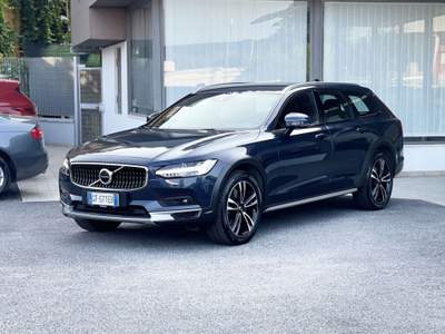Volvo V90 Cross Country 2.0 Hybrid 250CV E6 AWD Automatica - 2021 Blu/Azzurro usata Roma