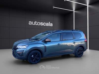 Dacia Jogger 1.6 Hybrid 140 5 posti Extreme Verde usata Napoli