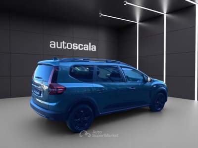 Dacia Jogger 1.6 Hybrid 140 5 posti Extreme Verde usata Napoli