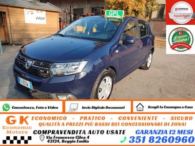 Dacia Sandero OK NEOPATENTATI, GARANZIA L.12 MESI, GPL. Blu/Azzurro usata Reggio nell'Emilia