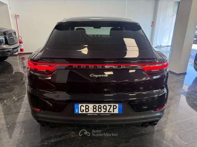 Porsche Cayenne Coupè 3.0 V6 E-Hybrid TETTO Nero usata Villa Carcina