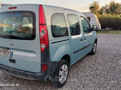 Renault Kangoo - Kangoo 1.6 16v Dynamique 105cv usata Prato