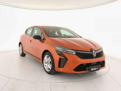 Renault Clio Clio 1.6 E-Tech full hybrid Evolution 145cv Arancione usata Monza