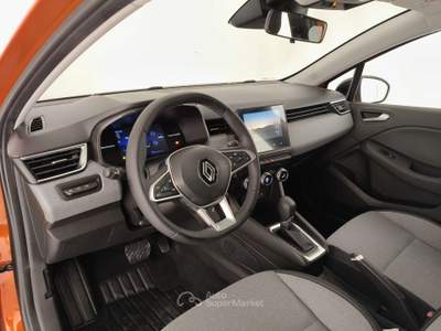 Renault Clio Clio 1.6 E-Tech full hybrid Evolution 145cv Arancione usata Monza