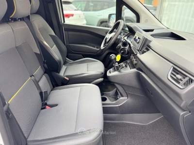 Renault Kangoo 1.3 Benzina 100CV E6 - 2024 Bianco usata Roma