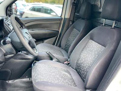Opel Combo 1.3 Diesel 90CV E5 - 2016 Bianco usata Roma