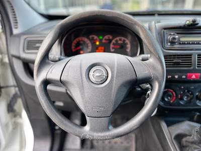 Opel Combo 1.3 Diesel 90CV E5 - 2016 Bianco usata Roma