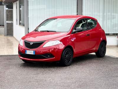 Lancia Ypsilon 1.0 Hybrid 69CV E6 Neo. - 2020 Rosso usata Roma