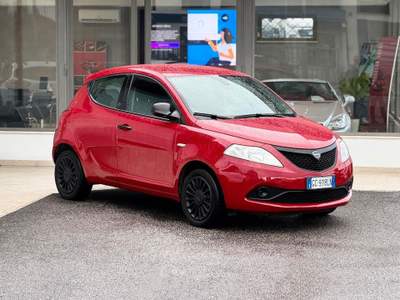 Lancia Ypsilon 1.0 Hybrid 69CV E6 Neo. - 2020 Rosso usata Roma