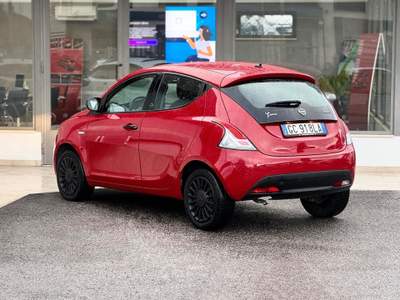 Lancia Ypsilon 1.0 Hybrid 69CV E6 Neo. - 2020 Rosso usata Roma