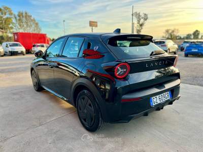 Lancia Ypsilon AZIENDALE ITALIANA PRONTA CONSEGNA Nero usata Latina