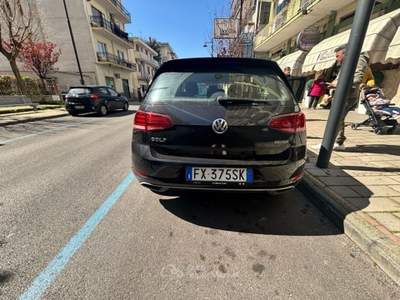 Volkswagen Golf VENDO GOLF 7  Nero usata Roccapiemonte