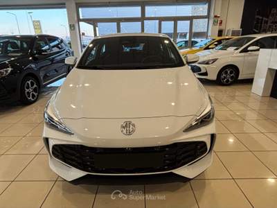 MG3 1.5 MT COMFORT Bianco usata Novi Ligure