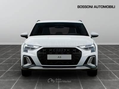 Audi A3 allstreet 2.0 tdi 150cv identity contrast s tronic Bianco usata Cremona