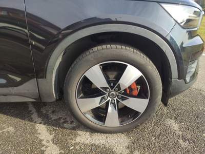 Volvo XC40 T5 AWD Geartronic *TETTO PANORAMA* Nero usata Lissone