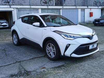 Toyota C-HR 1.8 Hybrid E-CVT Active Bianco usata Melegnano