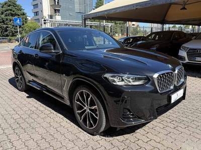 BMW X4 xdrive 20d mhev 48V Msport M SPORT TETTO CERCHI 20 Nero usata Monza