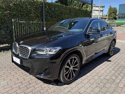 BMW X4 xdrive 20d mhev 48V Msport M SPORT TETTO CERCHI 20 Nero usata Monza