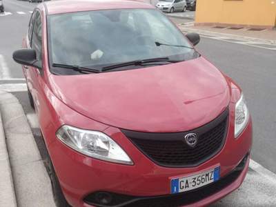 Lancia Ypsilon LANCIA YPSILLON Rosso usata CASCINA