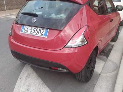 Lancia Ypsilon LANCIA YPSILLON Rosso usata CASCINA