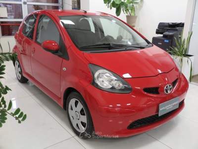 Toyota Aygo 1.0 12V VVT-i 5 porte Sol Rosso usata Modena