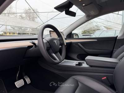 Tesla Model Y Performance AWD Autopilot Avanzato e Gancio Nero usata Oderzo