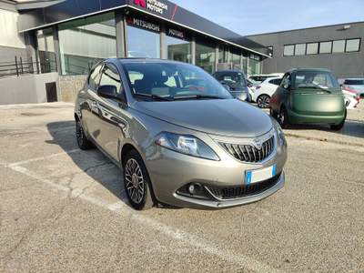 Lancia Ypsilon 1.0 FireFly Hybrid Platino Grigio usata Mappano
