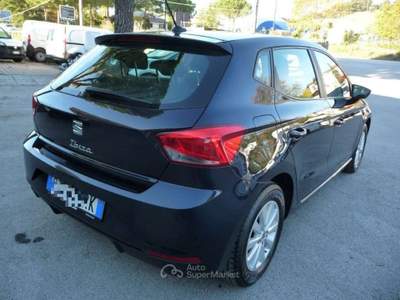 Seat Ibiza 1.0 TGI 5 porte Business Blu/Azzurro usata Tolentino
