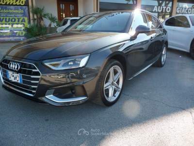 Audi A4 Avant 40 g-tron S tronic Business Advanced ITALIAN Nero usata Tolentino